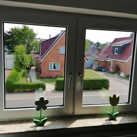 Апартаменты Haus Trossenstek II Бюзум Экстерьер фото